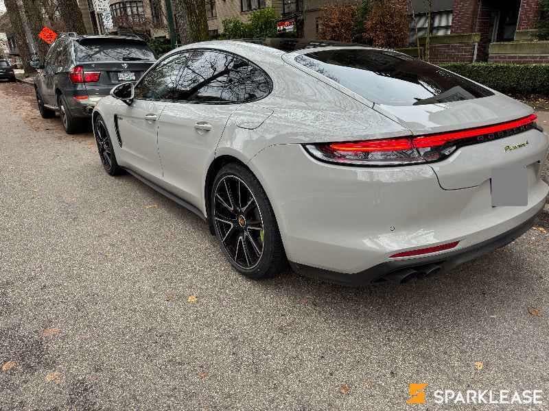 2023 Porsche Panamera 4 E-Hybrid Platinu...