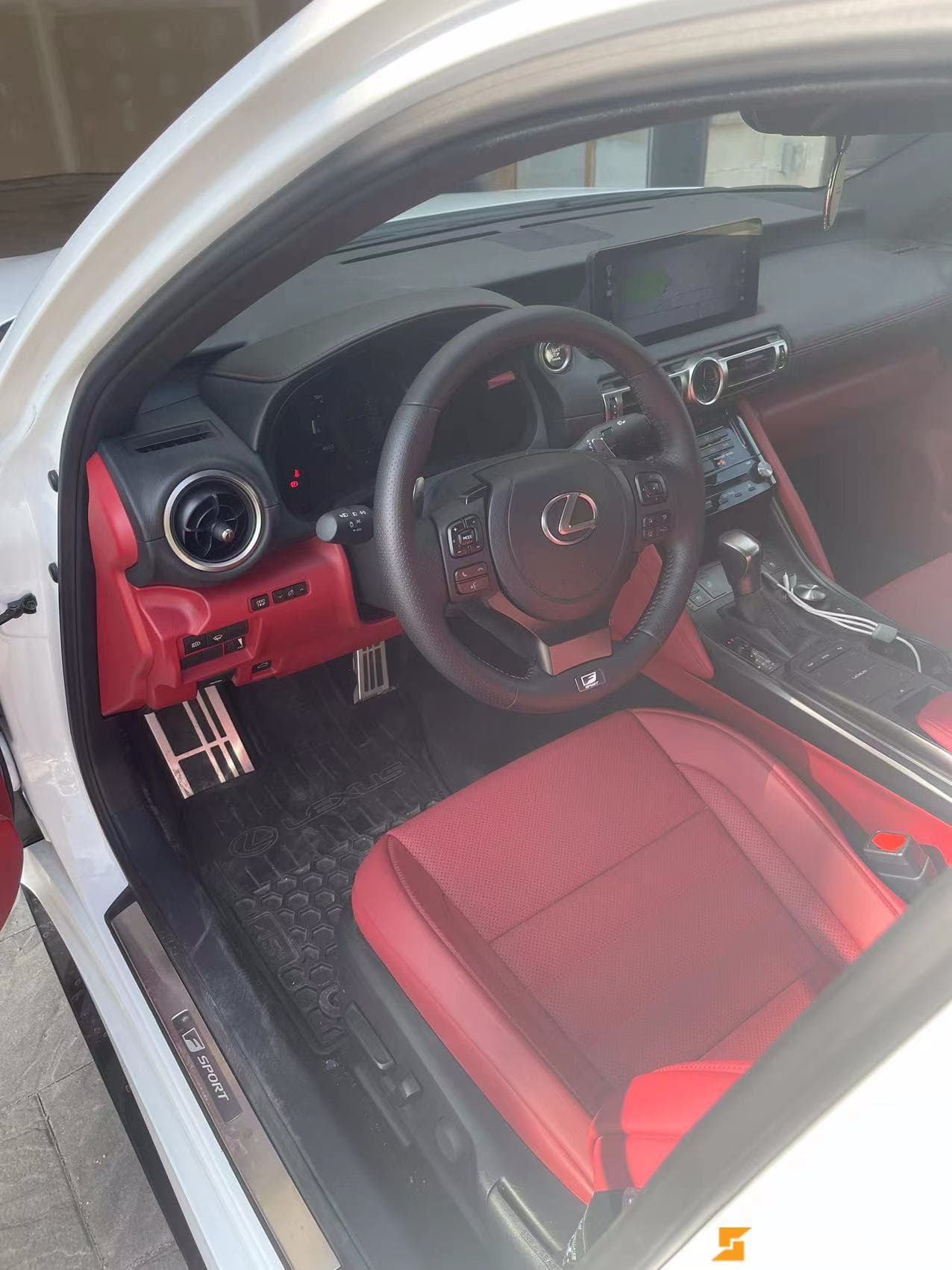2022 Lexus IS 350 AWD