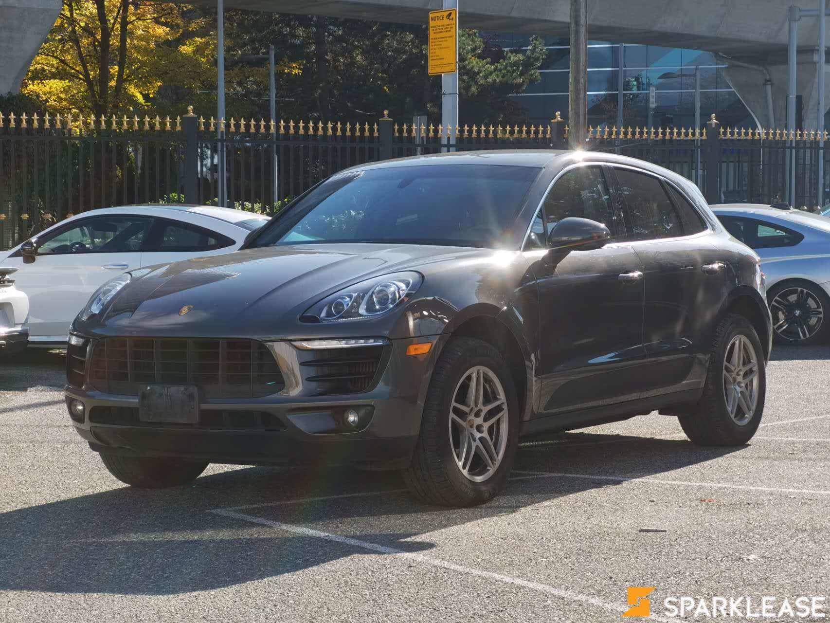 2015 Porsche Macan AWD 4dr S