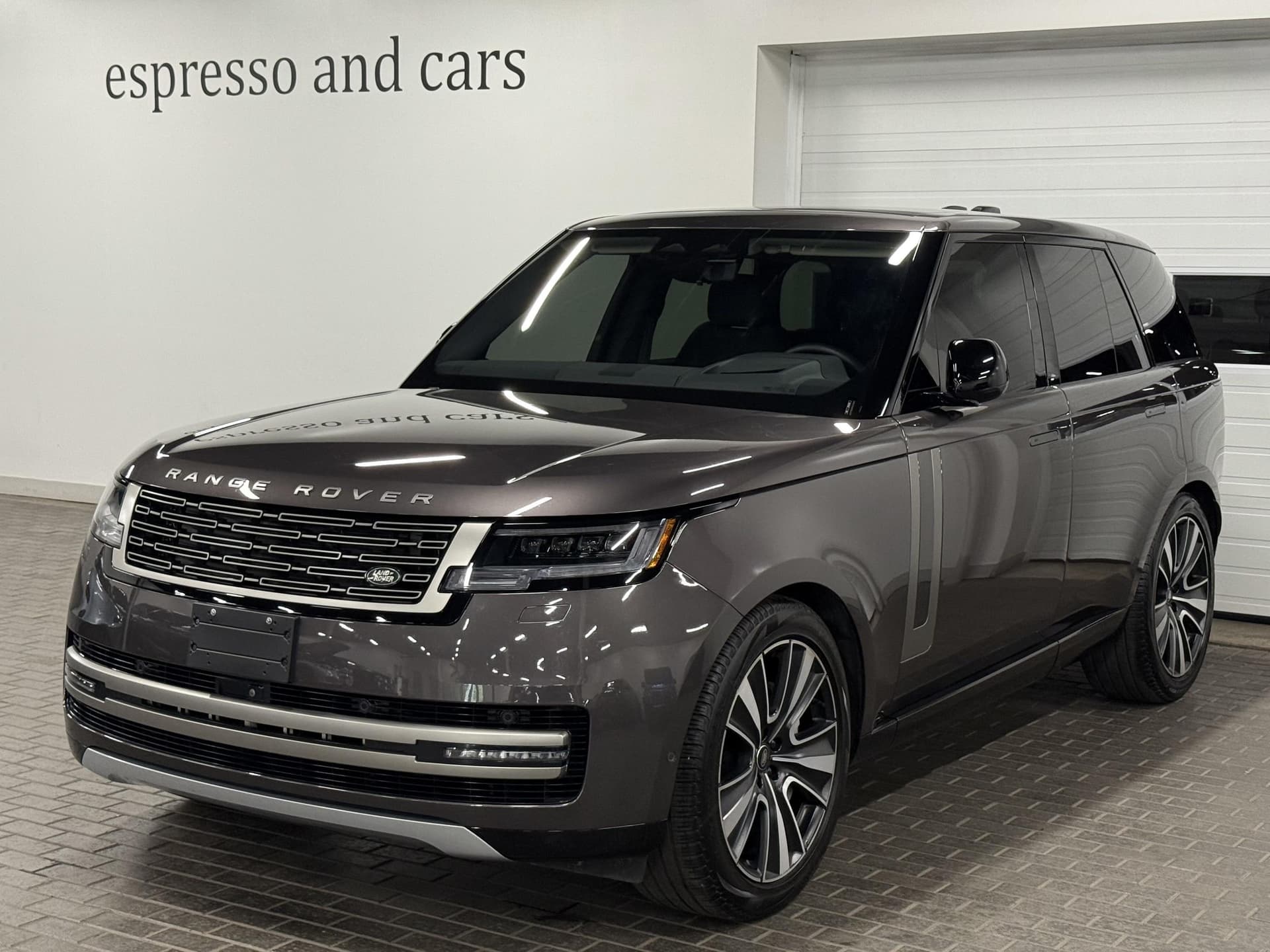 2024 Land Rover  Range Rover  P530 SE SWB 