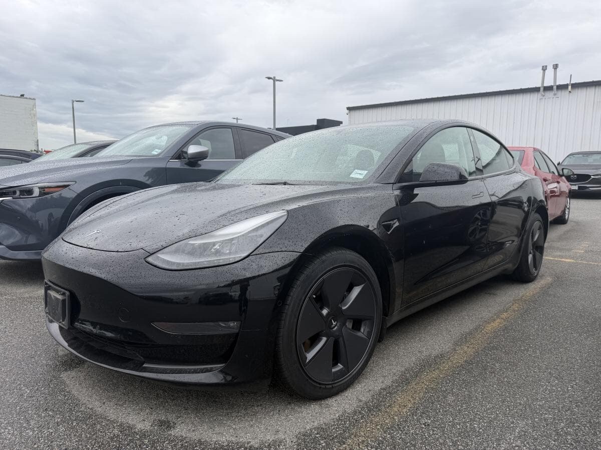 2022 Tesla Model 3 Long Range