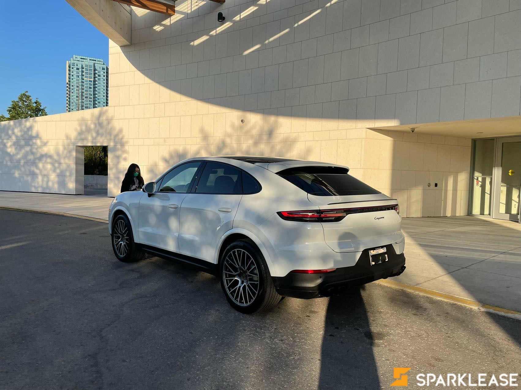 2022 Porsche Cayenne Platinum Edition Coupe AWD