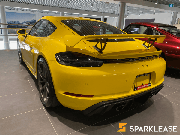 2020 Porsche GT4