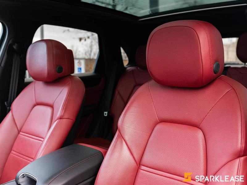 2019 Porsche Cayenne E-Hybrid AWD