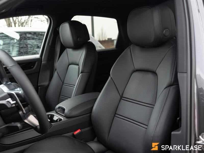 2023 Porsche Cayenne E-Hybrid AWD