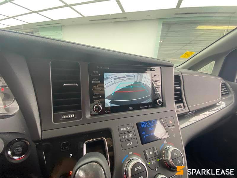 2020 Toyota Sienna SE 7-Passenger AWD