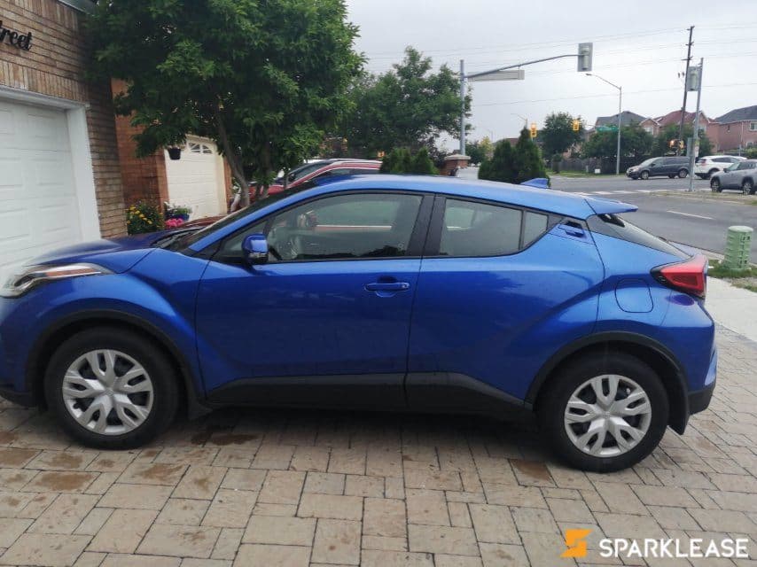 2020 Toyota C-HR LE 蓝色