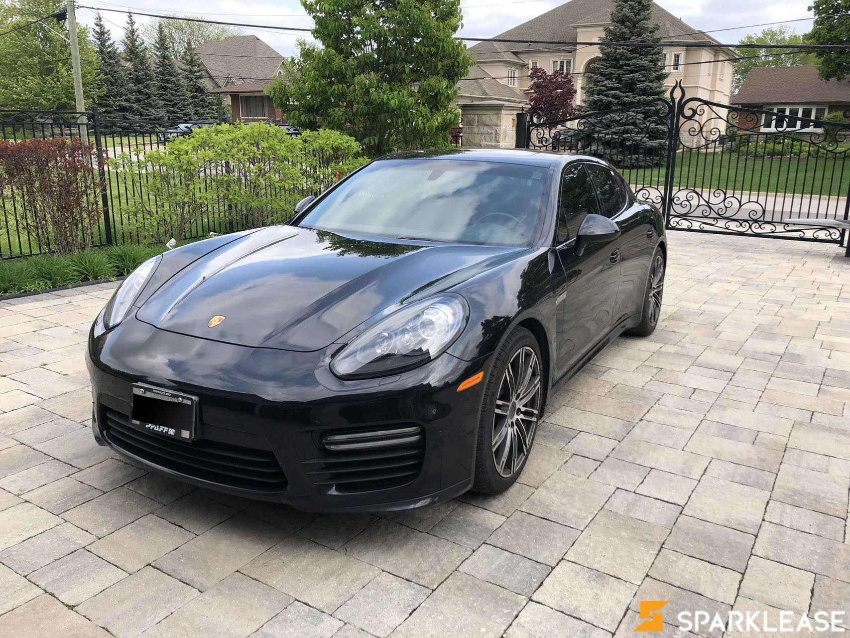 2015 Porsche Panamera 4dr HB GTS