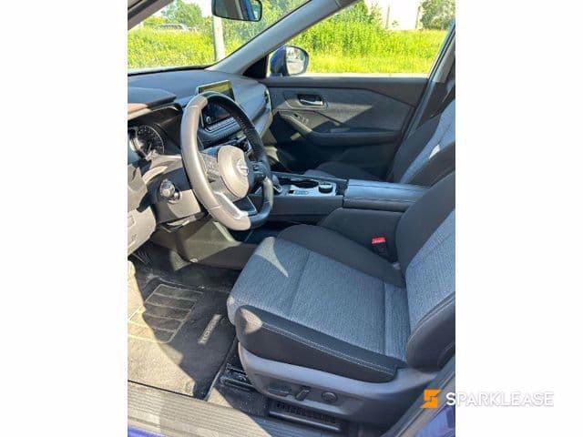 2023 Nissan Rogue AWD SV Moonroof