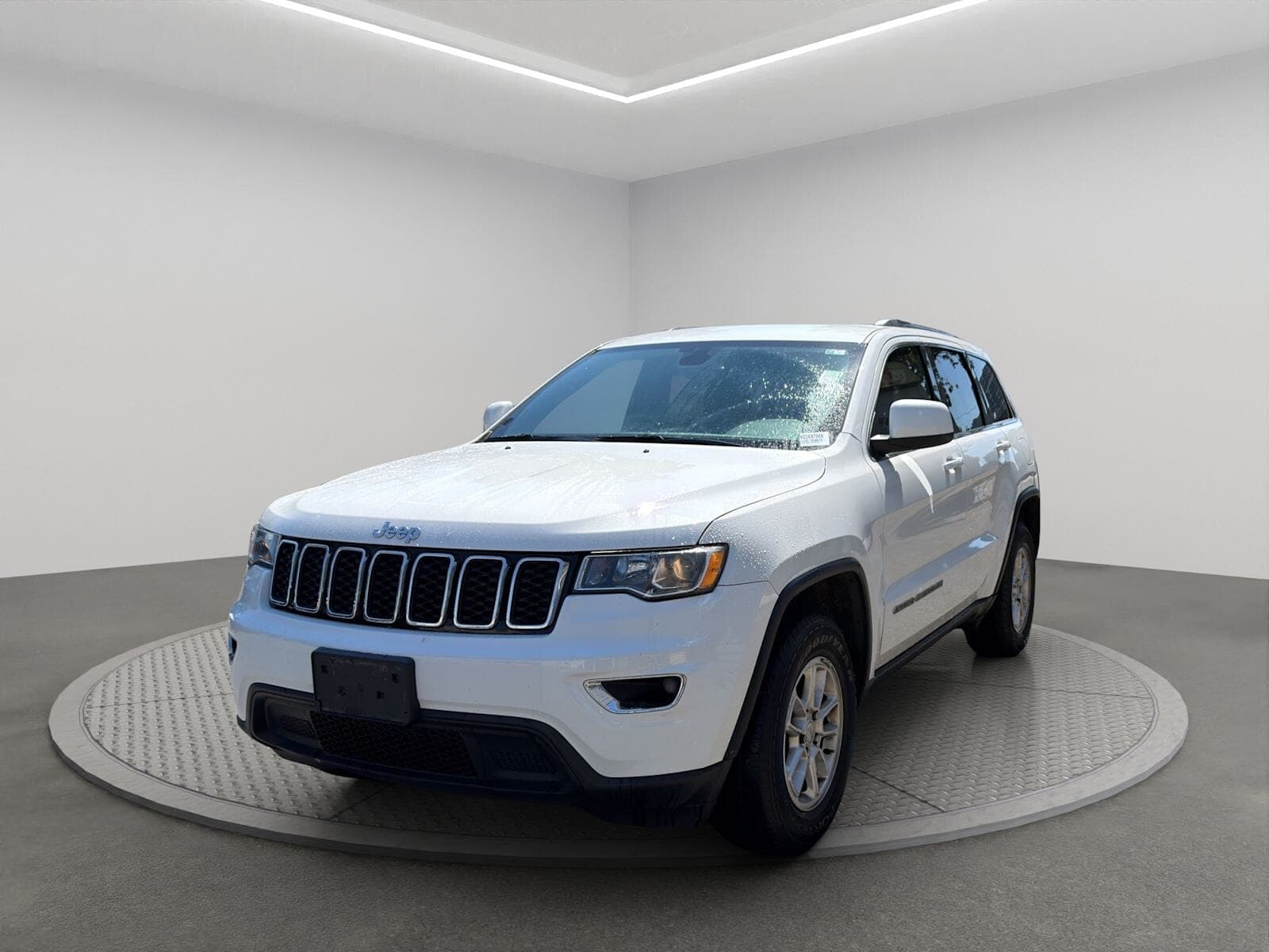 2019 Jeep Grand Cherokee Laredo
