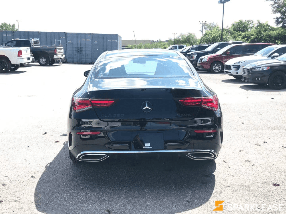 2021 Mercedes-Benz CLA 250
