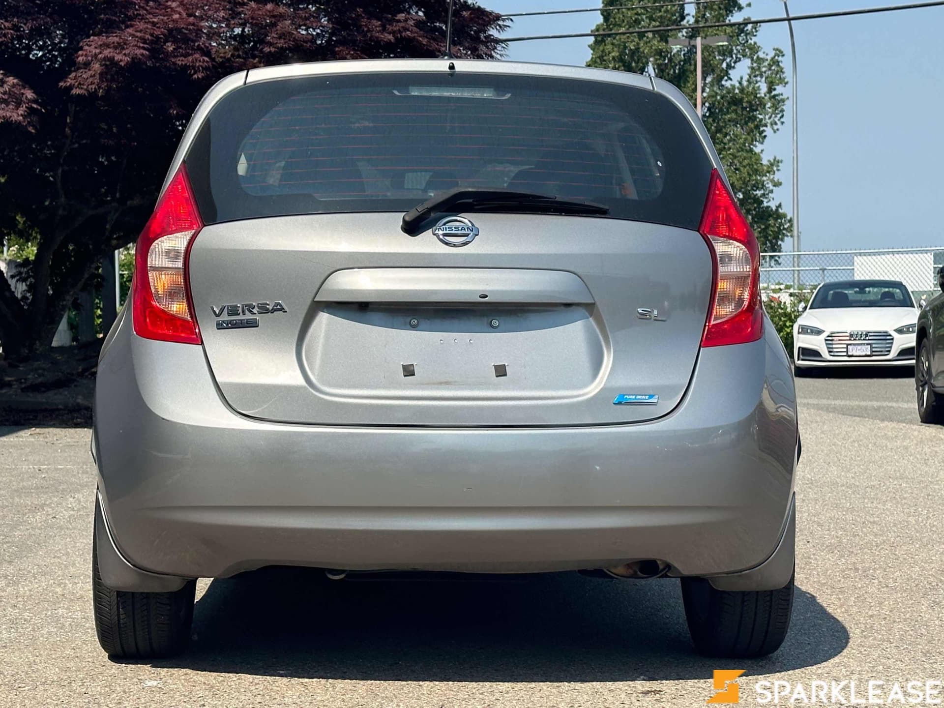 2014 Nissan  Versa Note  5dr HB Auto 1.6 SL 