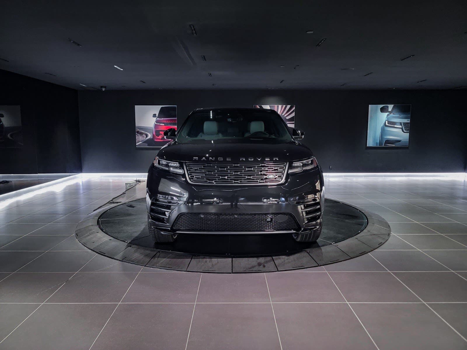 2026 Land Rover Range Rover Velar Belgravia Edition