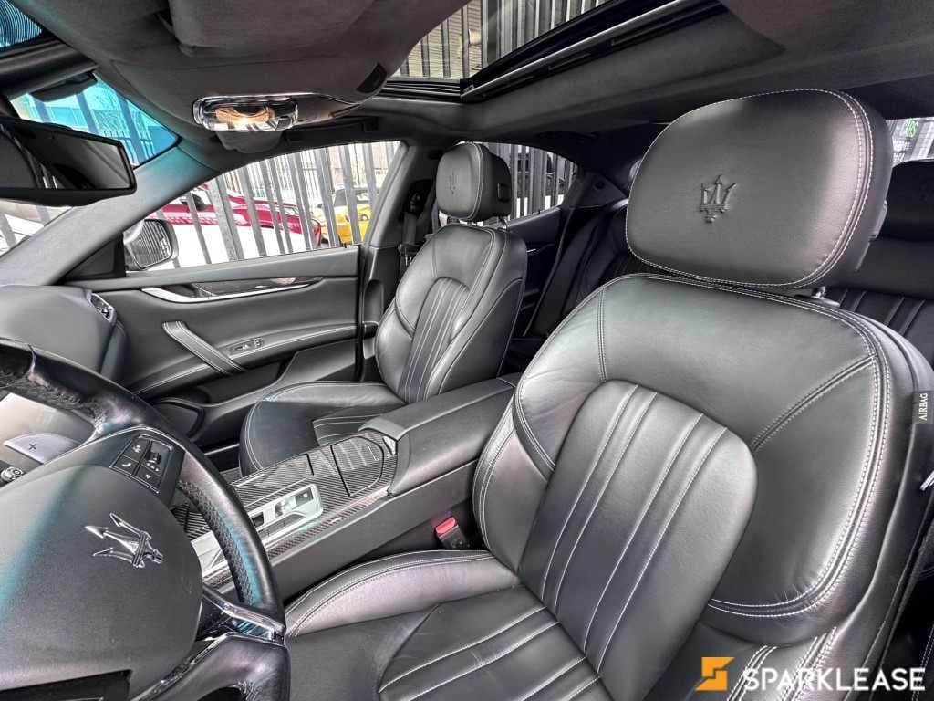 2015 Maserati Ghibli 