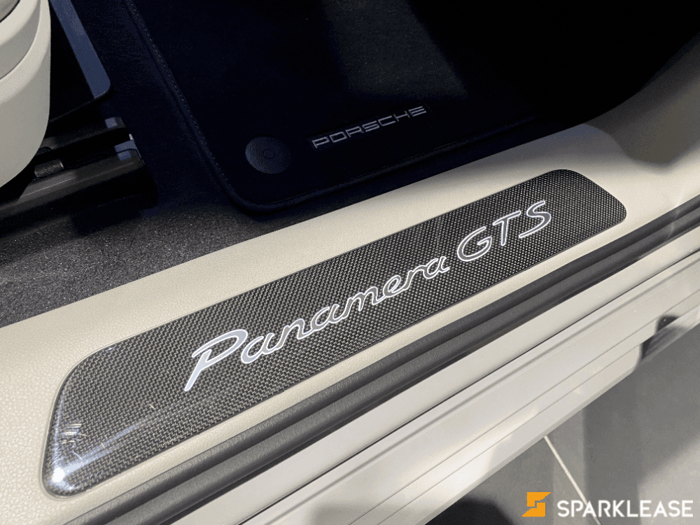 2020 Porsche Panamera GTS DEMO