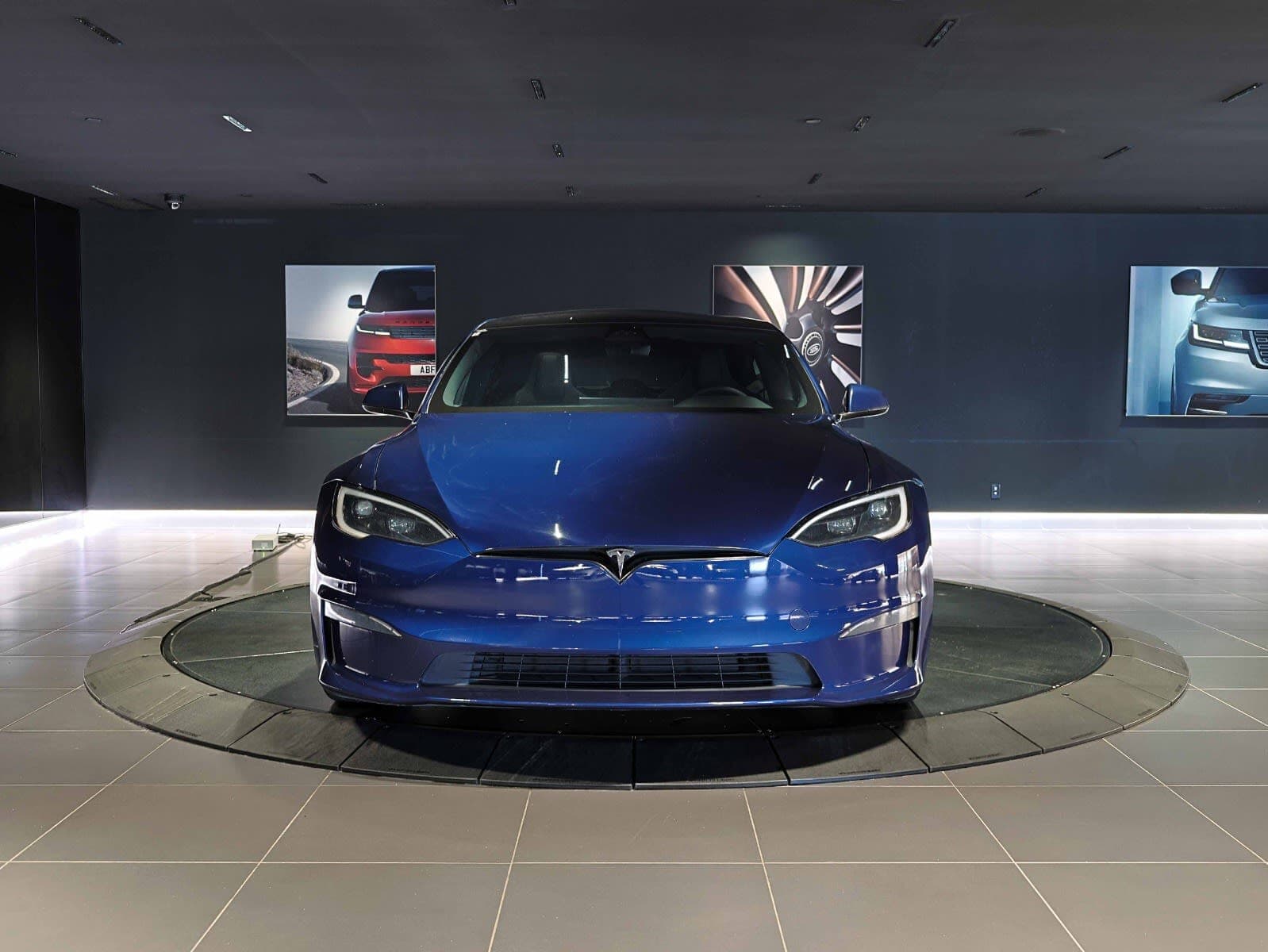 2024 Tesla Model S Plaid