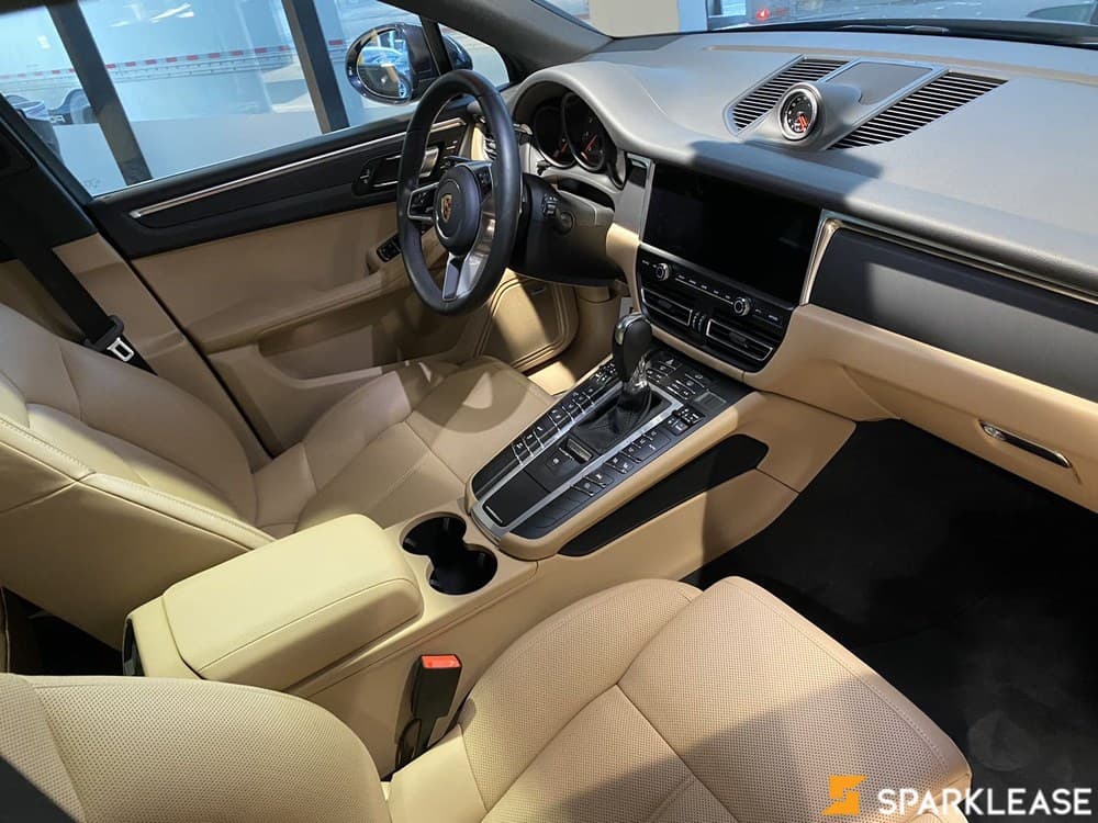 2021 Porsche Macan