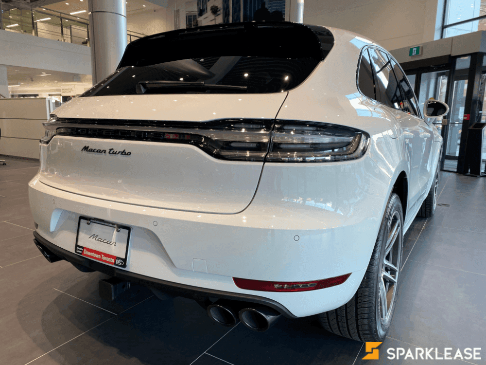 2021 Porsche Macan Turbo