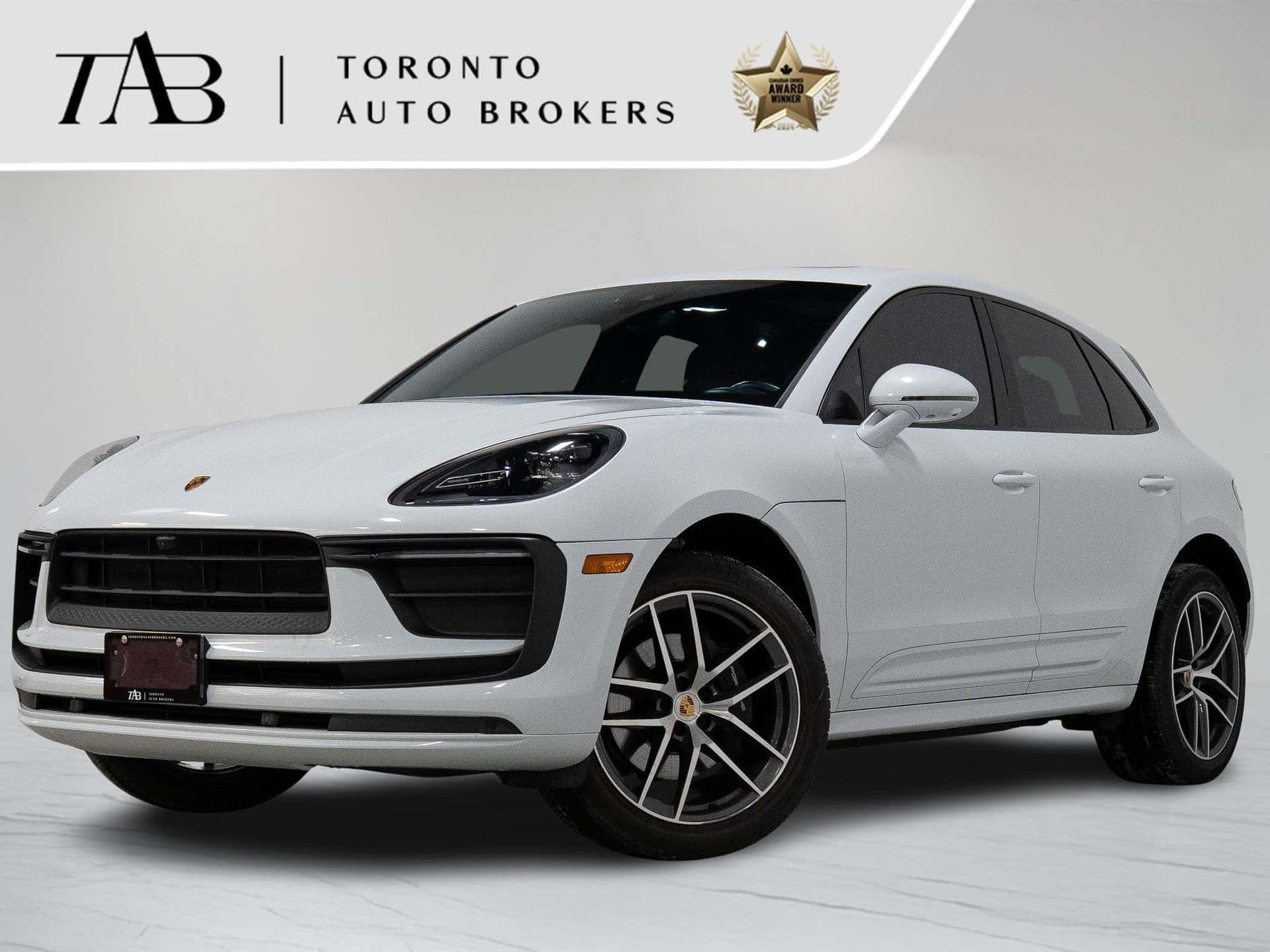 2023 Porsche Macan PREMIUM PLUS PKG   RED LEATHER   PANO   20 IN