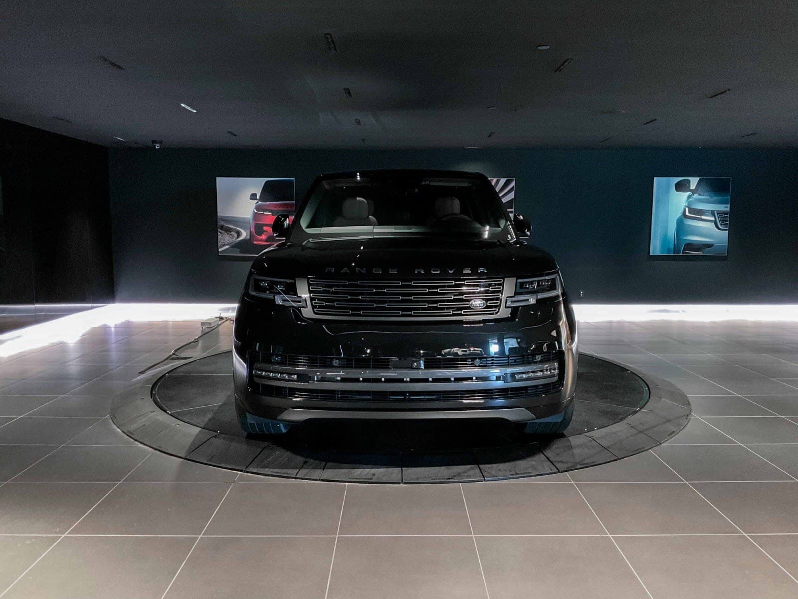 2026 Land Rover Range Rover SE