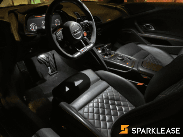 尾款7W的2017 Audi R8 V10 Plus
