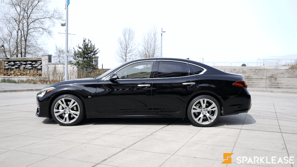 2015 Infiniti Q70 