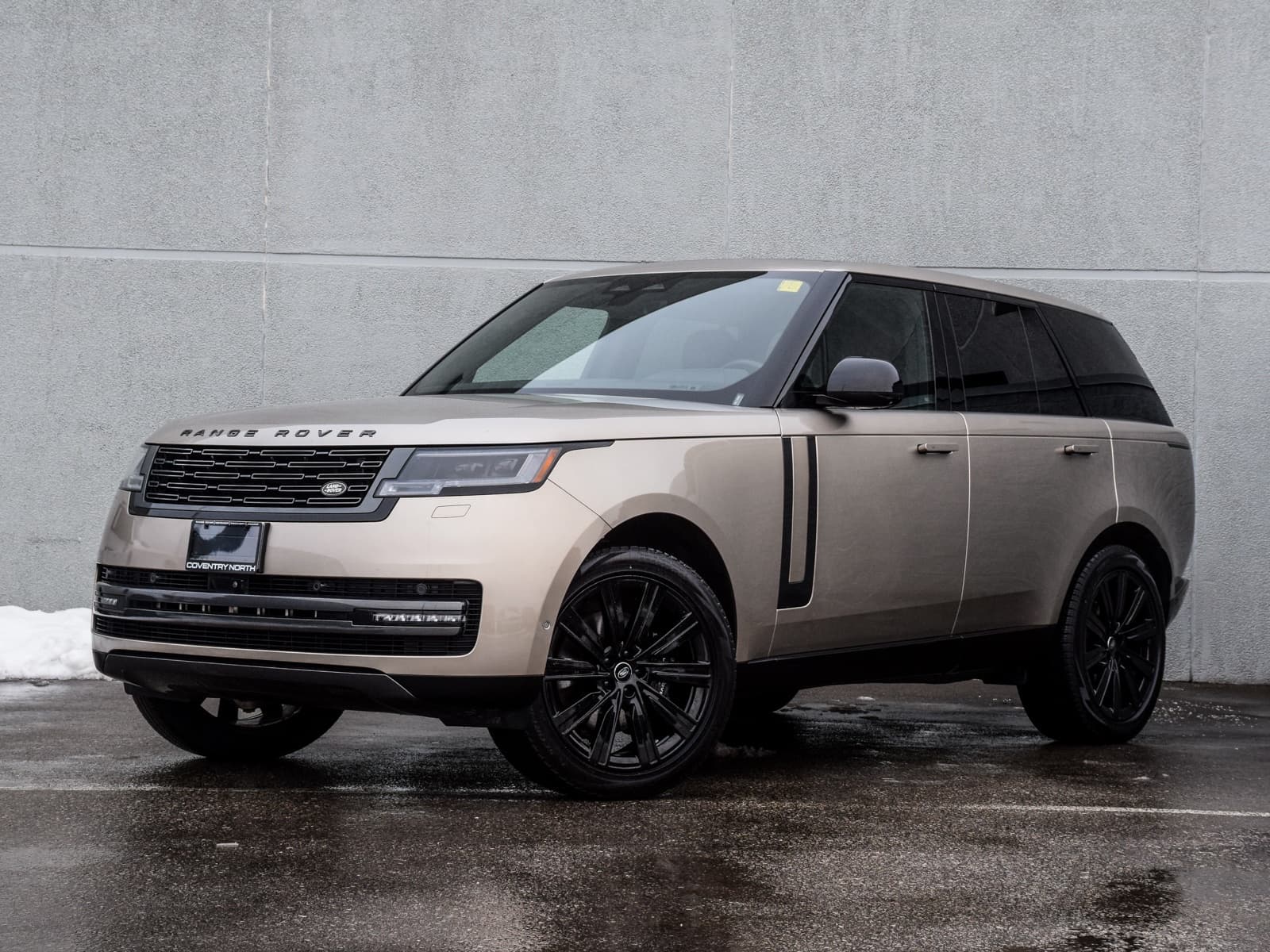 2025 Land Rover Range Rover P400 SE SWB