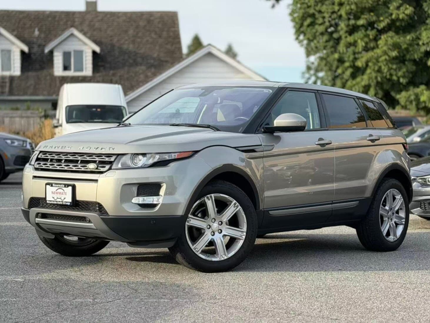 2014 Land Rover Range Rover Evoque Pure Plus. LOCAL BC VEHICLE.