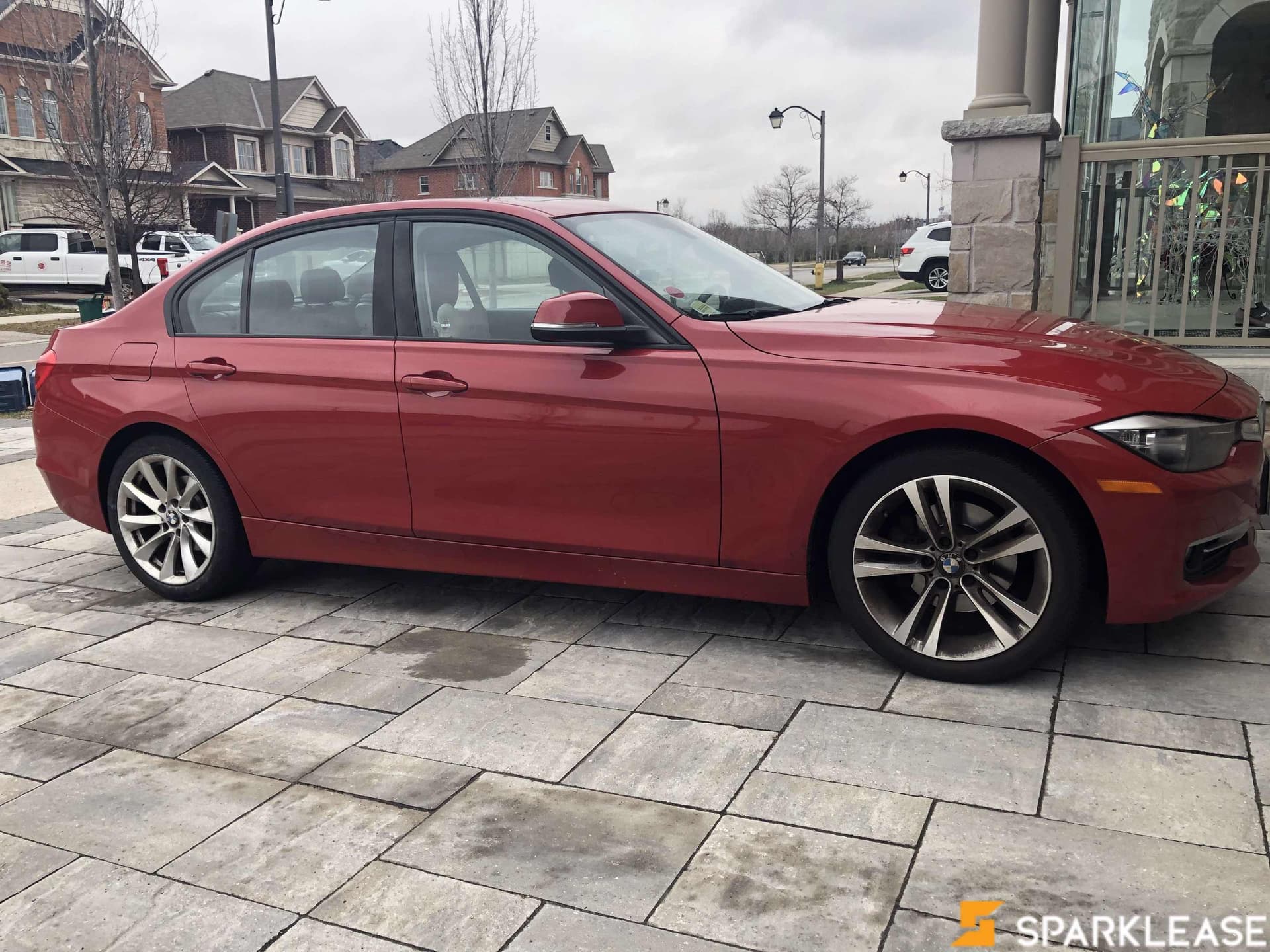 2013 BMW 3 Series 4dr Sdn 320i xDrive AWD