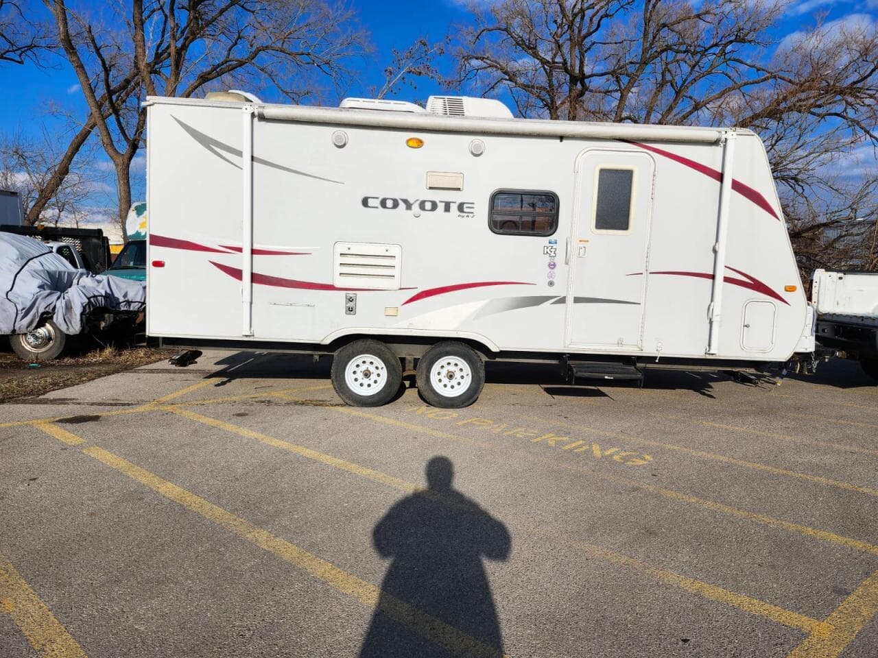2011 KZ Coyote 20 feet X 7.5 feet, Sleeps 8 persons