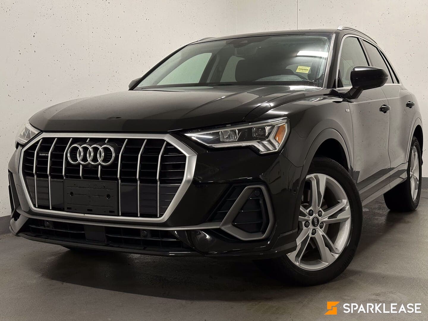 2021 Audi  Q3  Technik 45 TFSI quattro 