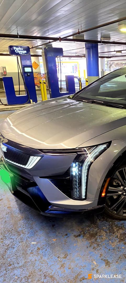 2025 Cadillac OPTIQ AWD 4dr Sport w/1SH