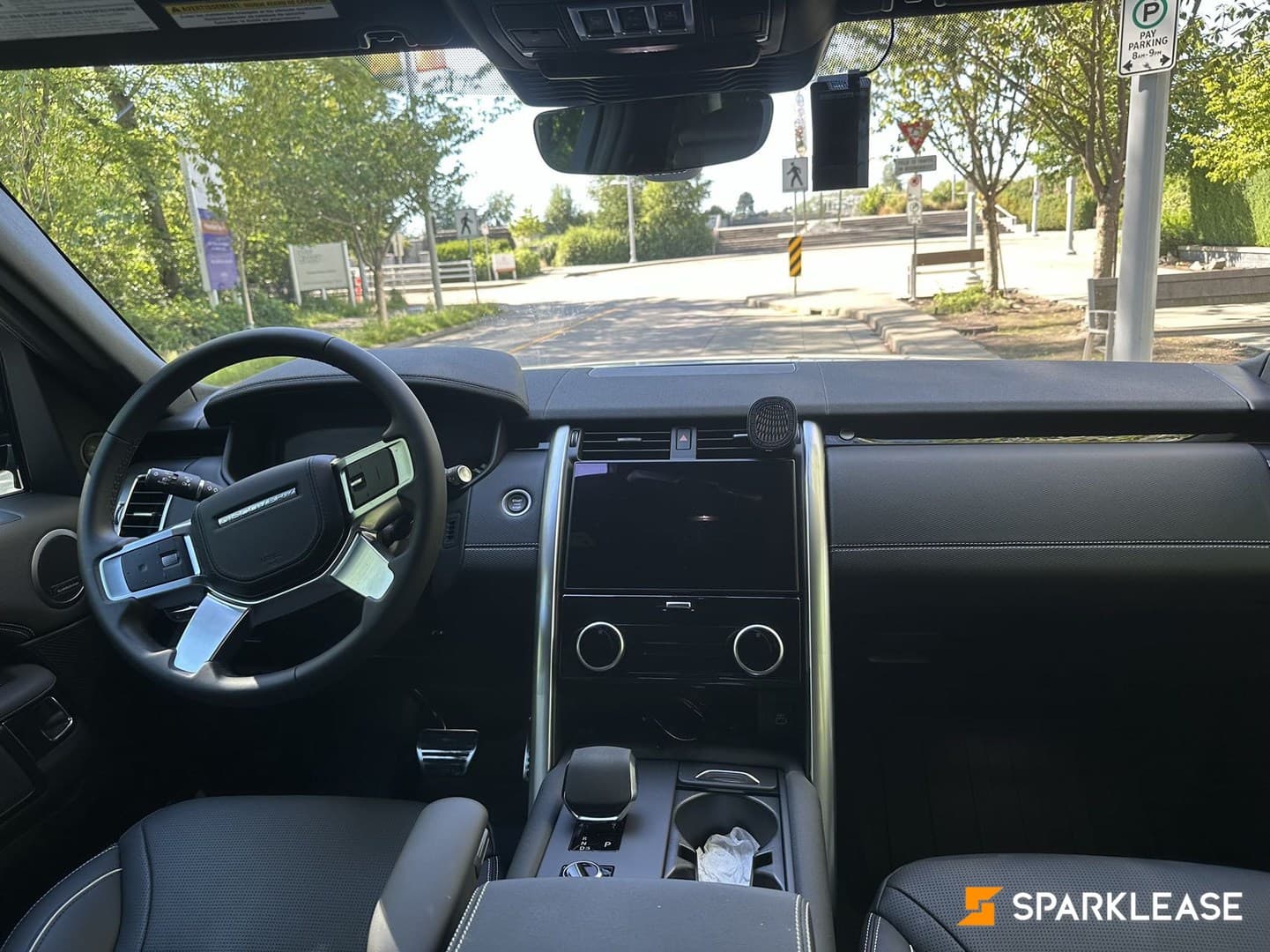 2024 Land Rover Discovery P360 Dynamic HSE