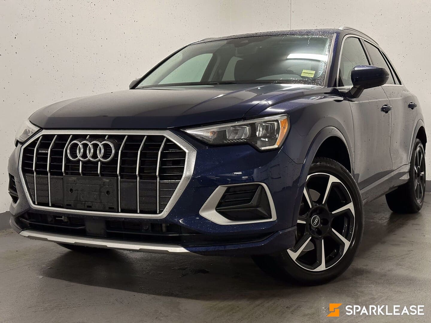 2022 Audi  Q3  Progressiv 40 TFSI quattro 