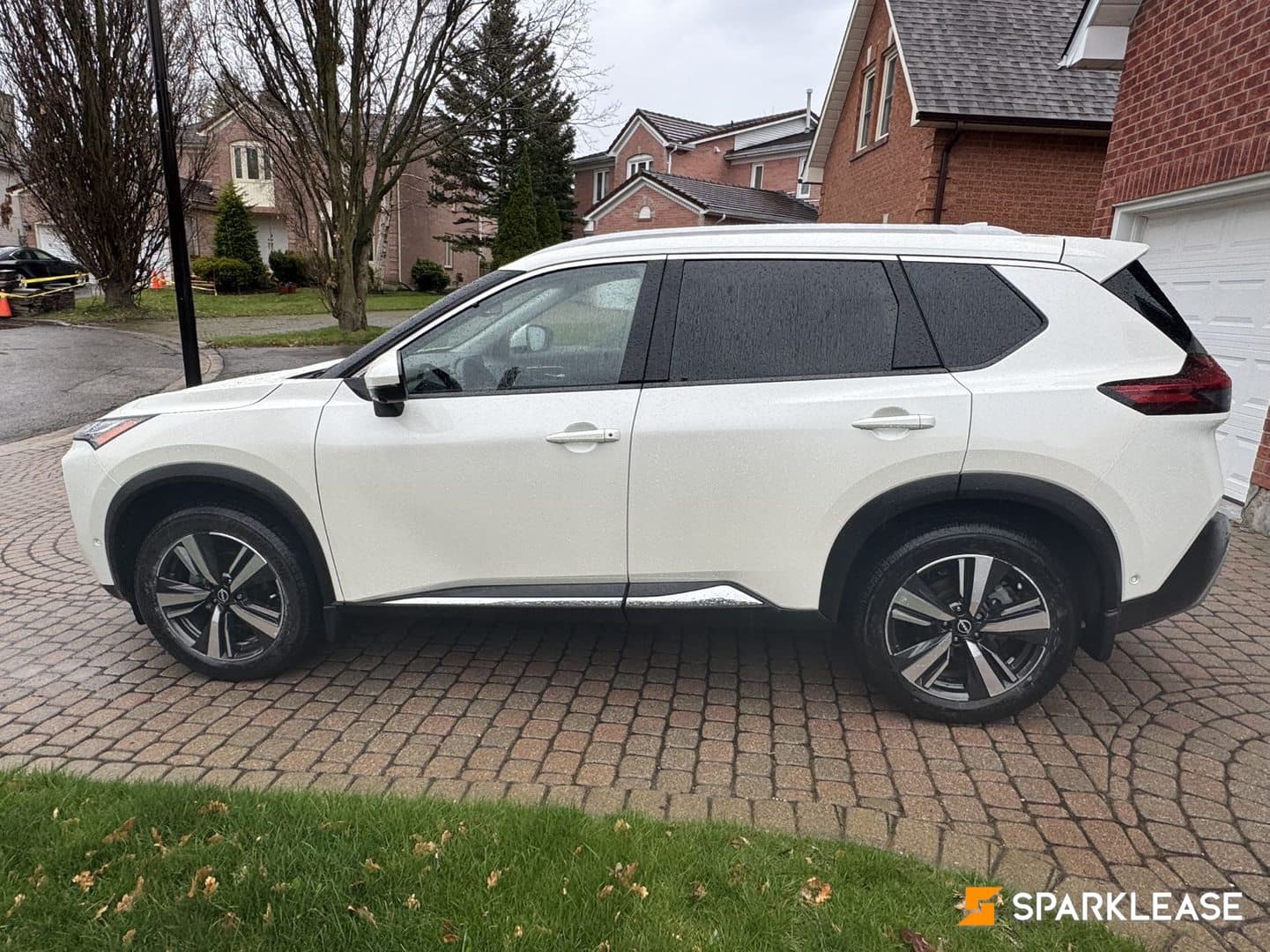 2023 Nissan Rogue AWD Platinum