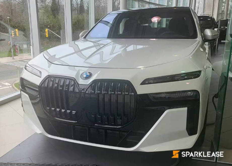 2024 BMW 750e 超值Demo