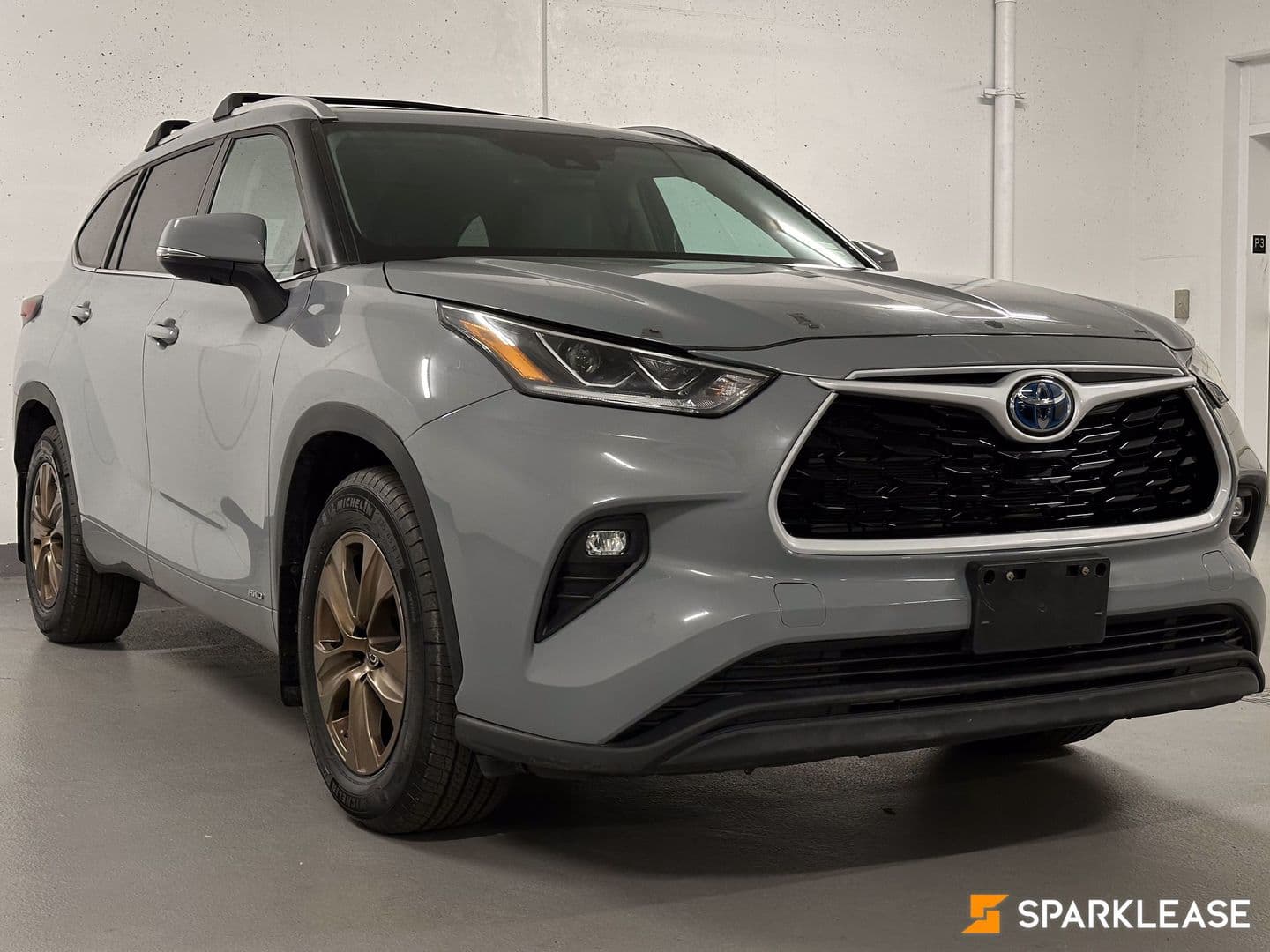 2022 Toyota Highlander Hybrid XLE AWD