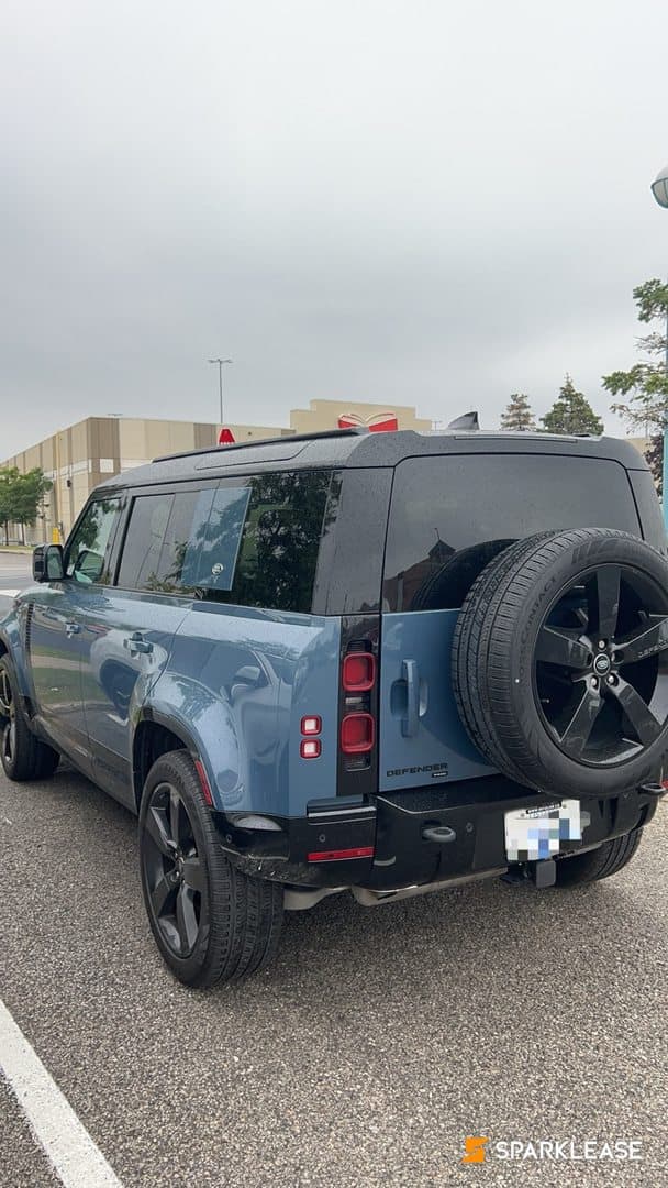 2023 Land Rover Defender 110 X-Dynamic SE AWD