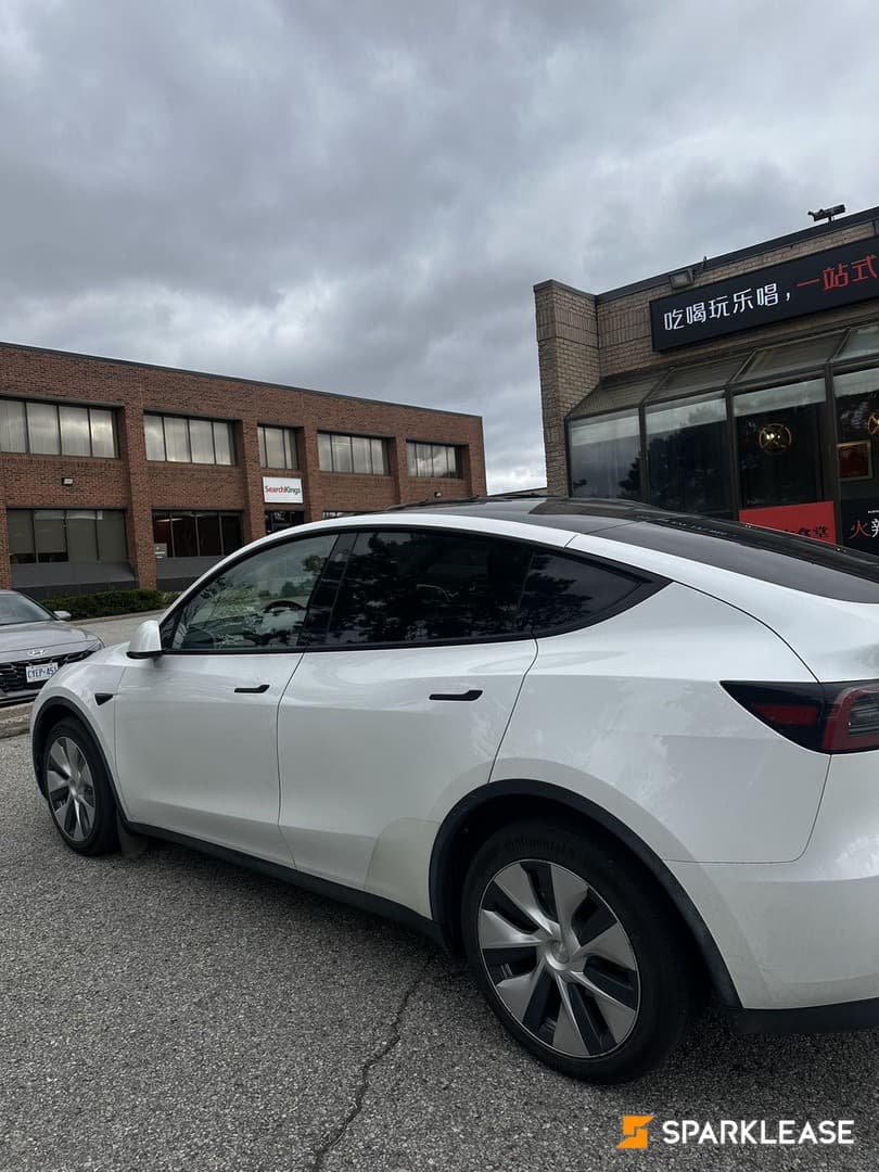 2023 Tesla Model Y Long Range AWD