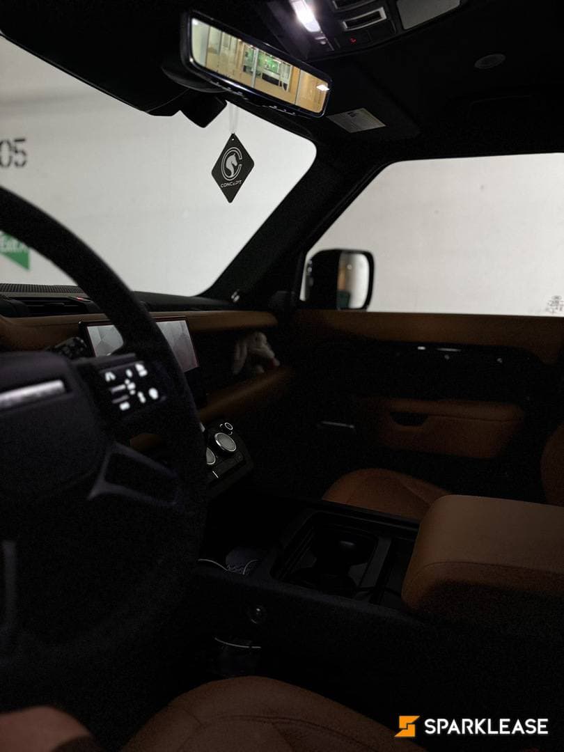 2023 Land Rover Defender 110 V8 AWD