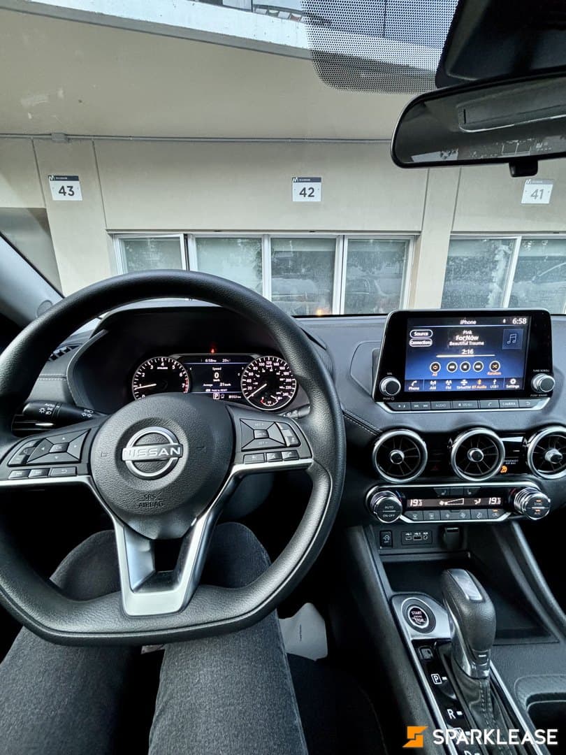 2024 Nissan Sentra SV CVT