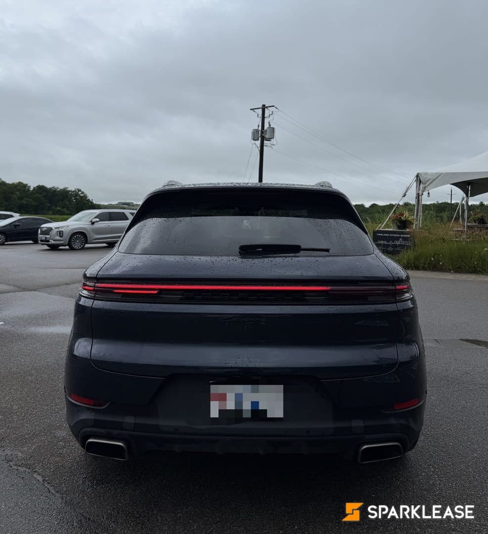 2024 Porsche Cayenne AWD