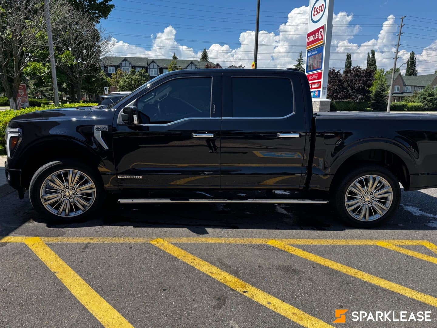 2024 Ford F-150 Platinum 4WD SuperCrew Box