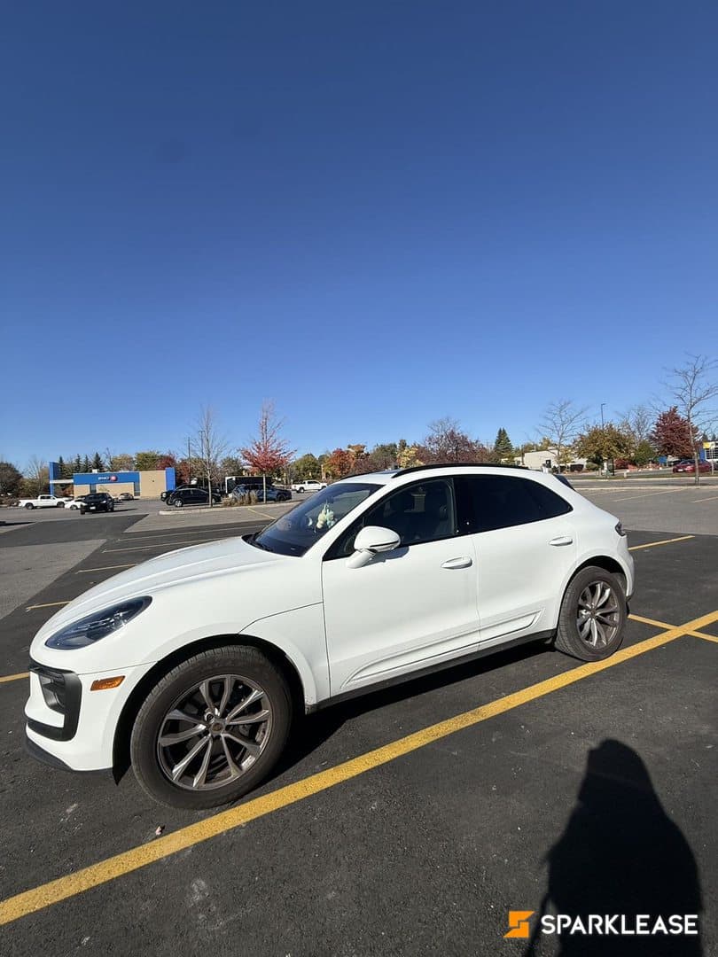 2025 Porsche Macan T AWD