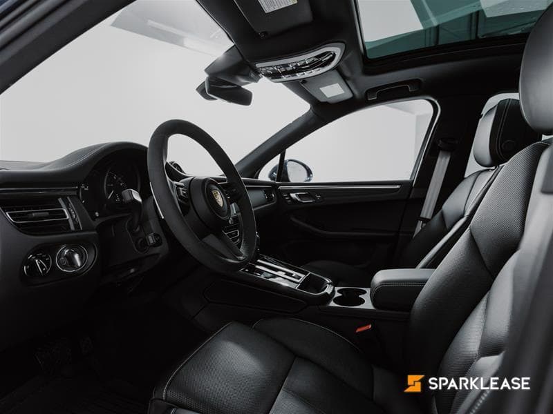 2024 Porsche Macan AWD