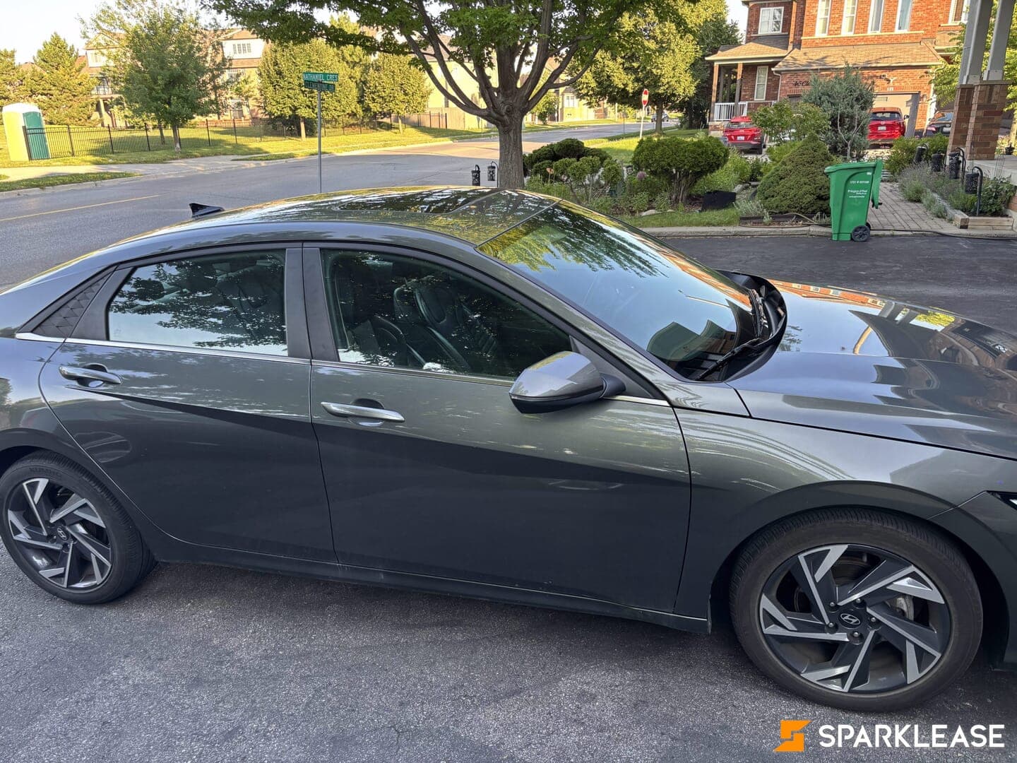2024 Hyundai Elantra Luxury IVT