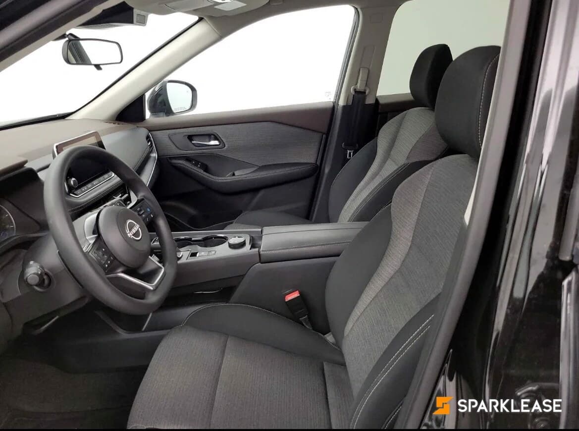 2023 Nissan Rogue AWD SV Moonroof