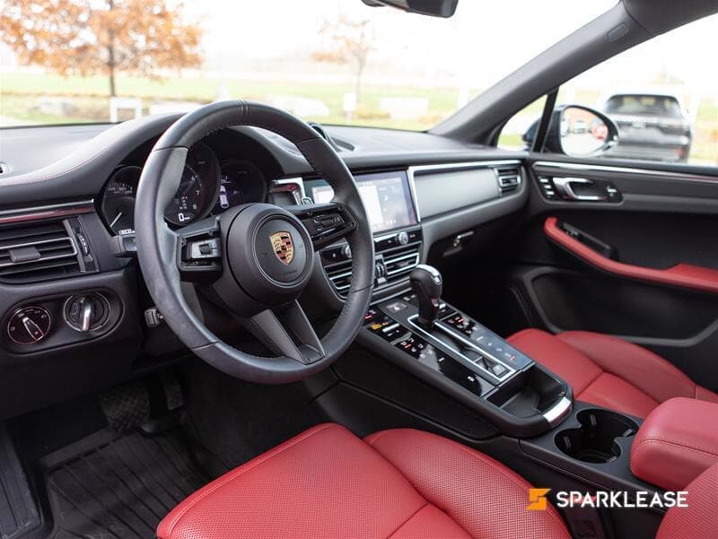 2024 Porsche Macan AWD