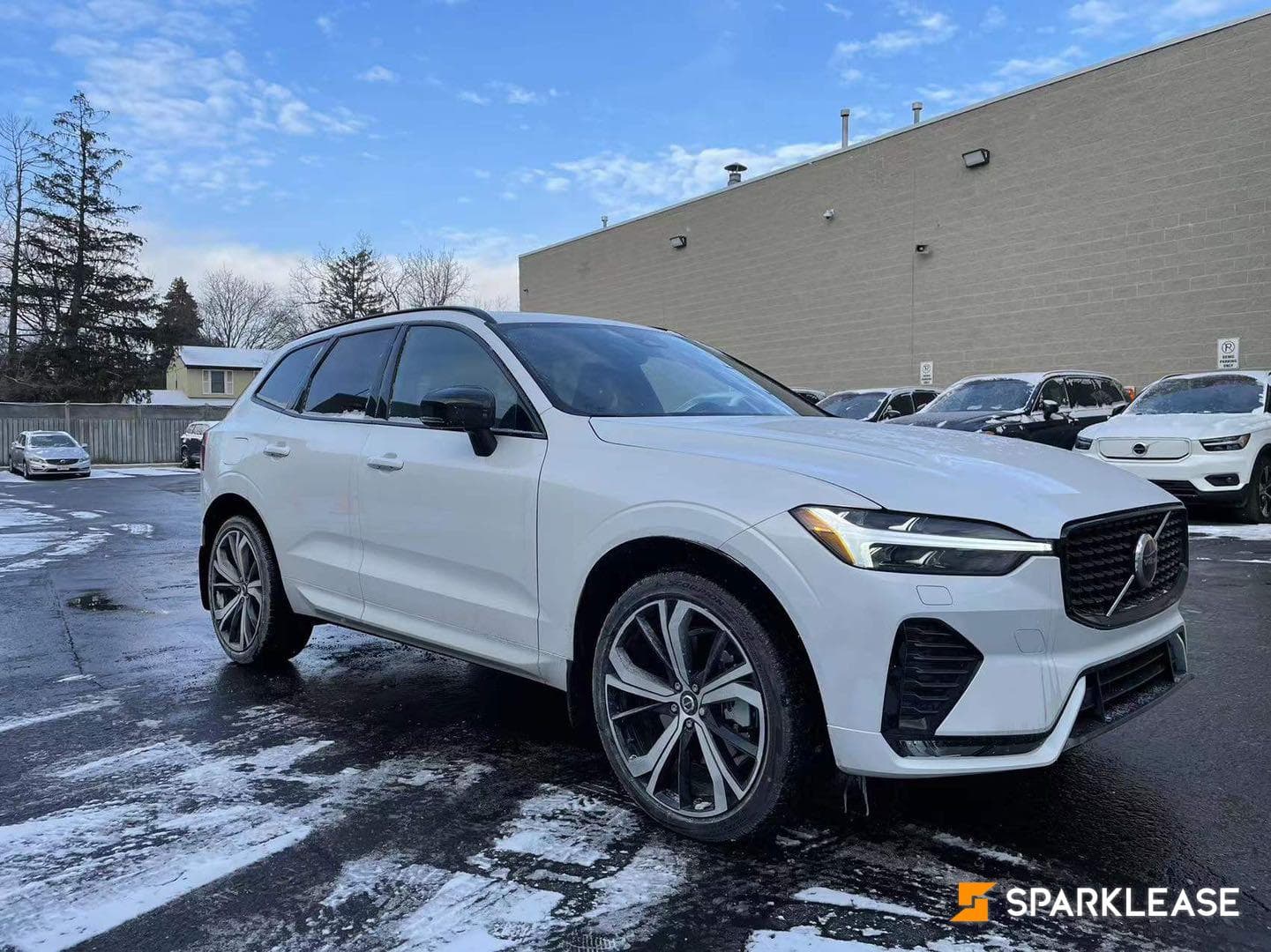 2022 Volvo XC60 B6 AWD R-Design