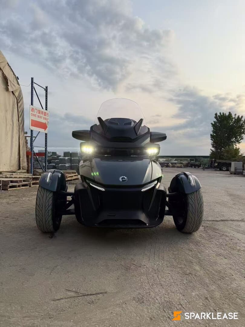 2021 Can-Am Spyder Roadster RT